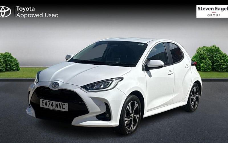 Used Toyota Yaris Hybrid Design 116 HP (85 kW) 2026 Hatchback