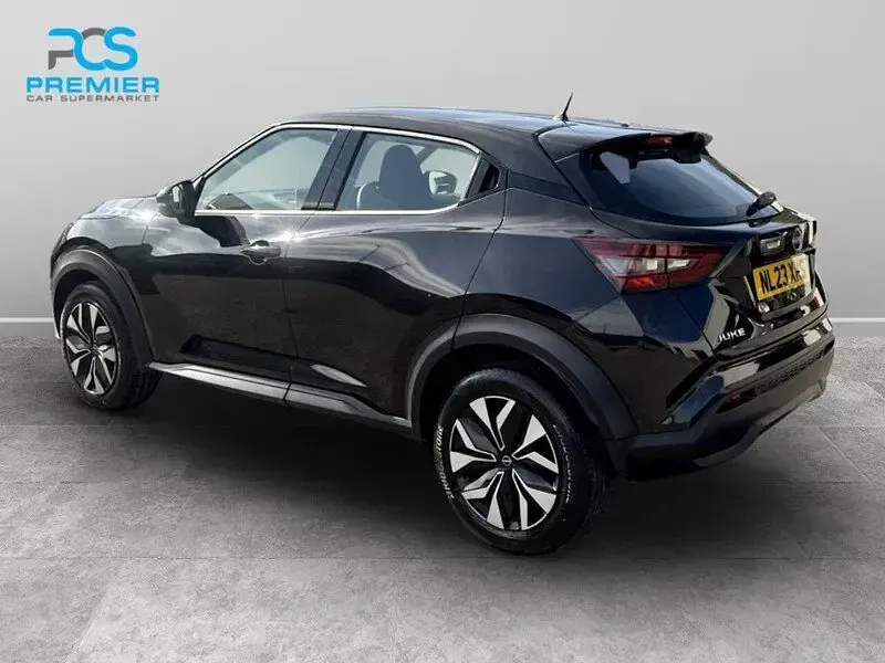 Used Nissan Juke Acenta 114 HP (83 kW) 2023 Black SUV