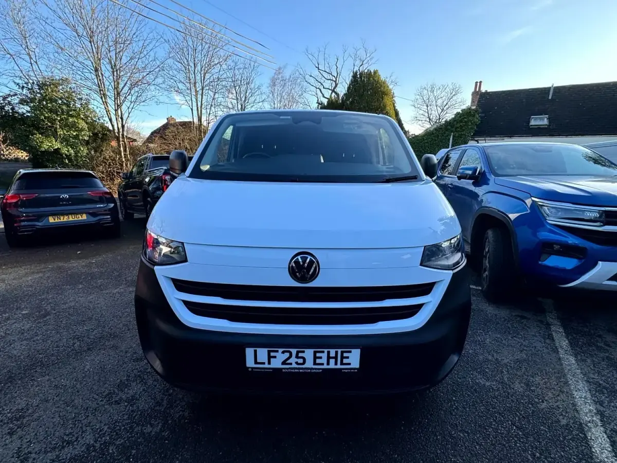 Usado VW Transporter 110 HP (80 kW) 2025 Branco Van