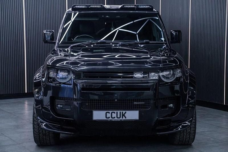 Used Land Rover Defender HSE Dynamic 300 HP (220 kW) 2021 Black SUV