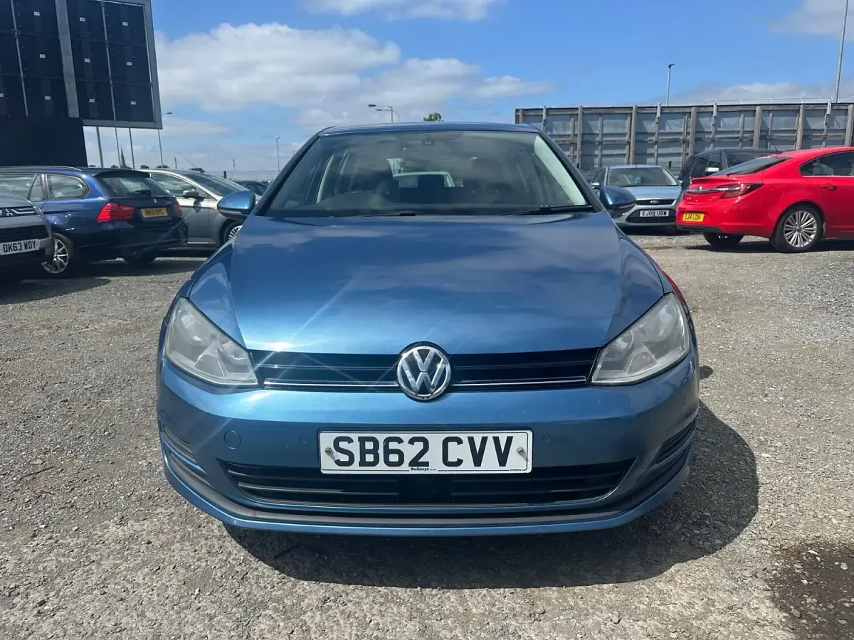 Used VW Golf VII SE 2013 Blue Hatchback