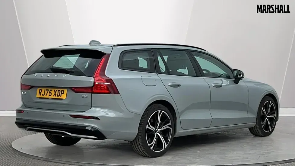 Used Volvo V60 Plus 197 HP (144 kW) 2025 Grey Estate