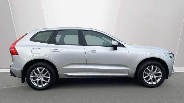 Used Volvo XC60 Momentum 188 HP (138 kW) 2019 SUV