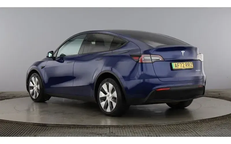 Used Tesla Model Y Long Range AWD 286 kW (389 HP) 2025 SUV