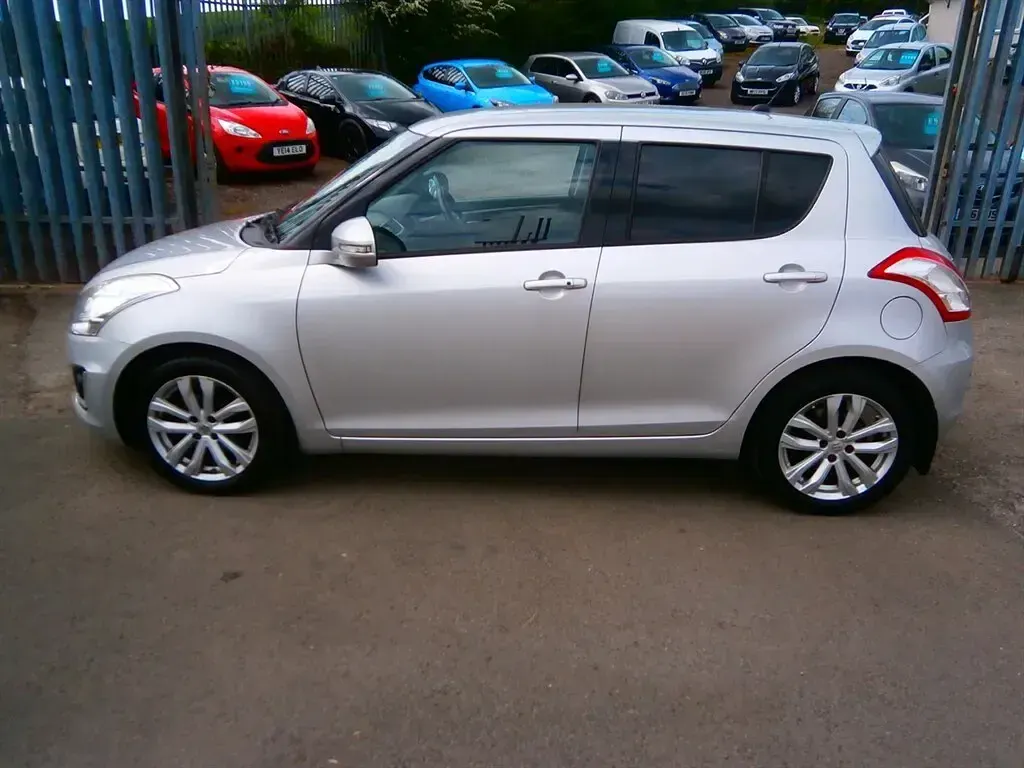 Used Suzuki Swift SZ4 2015 Silver Hatchback