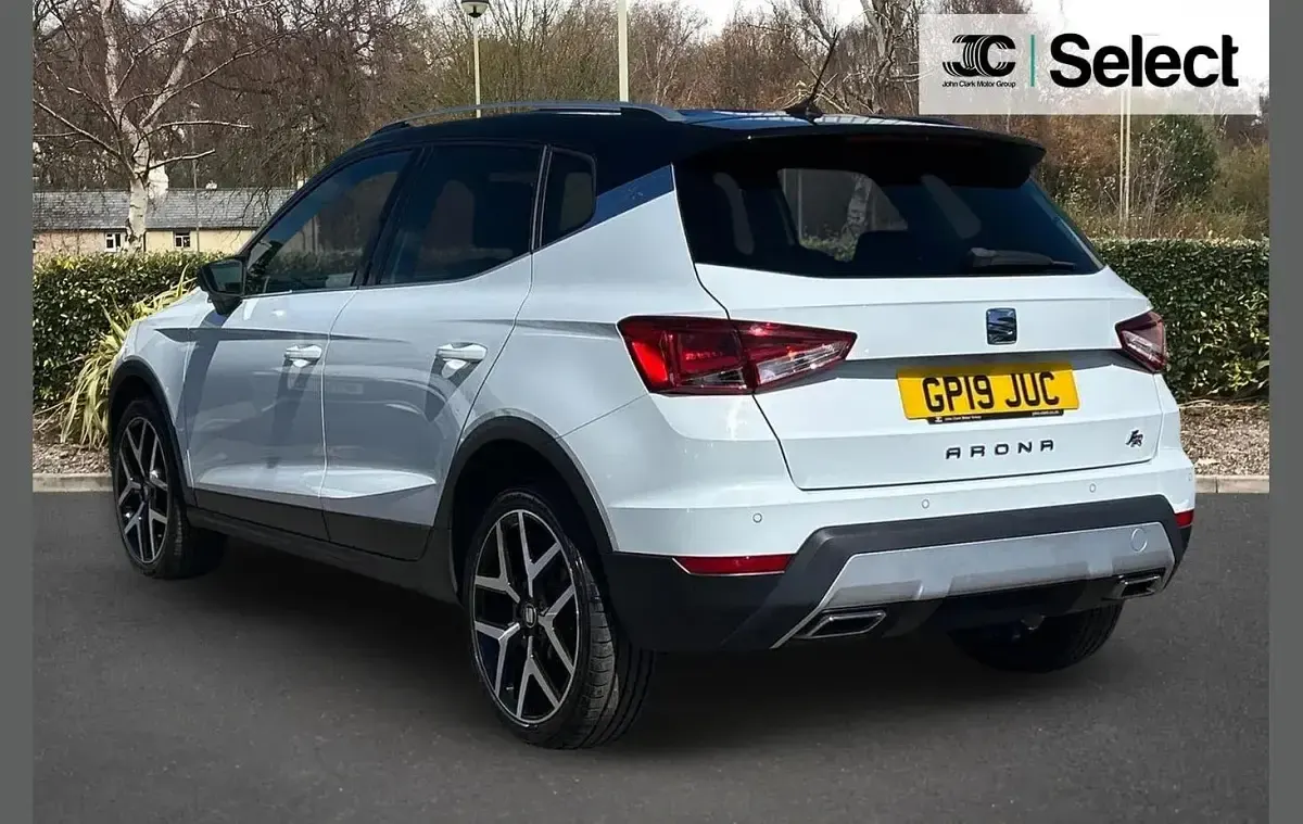 Used Seat Arona FR Sport 115 HP (84 kW) 2019 White SUV