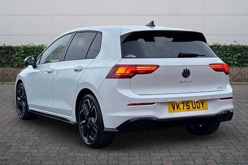 New VW Golf VIII R-line 150 HP (110 kW) 2026 Pure white Hatchback