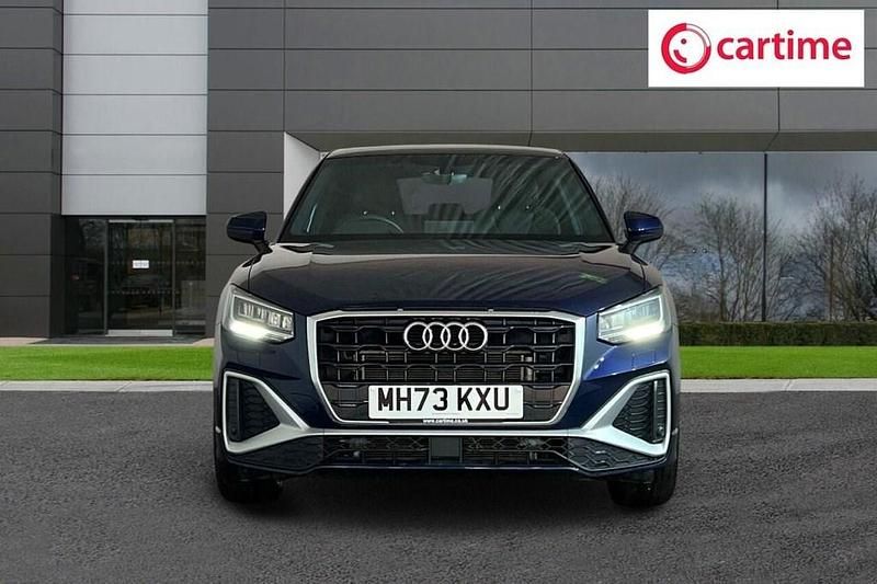 Used Audi Q2 S-Line 150 HP (110 kW) 2024 Blue SUV