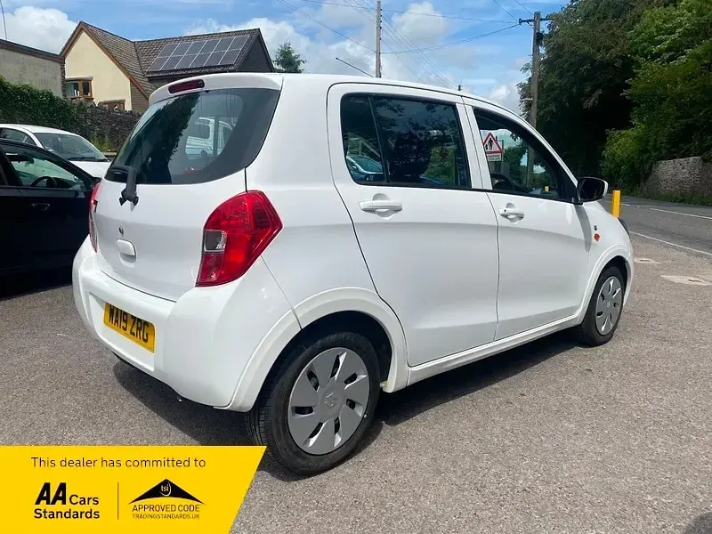 Used Suzuki Celerio 68 HP (50 kW) 2019 White Hatchback