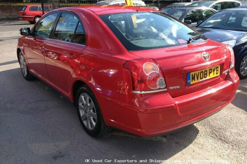 Used Toyota Avensis 144 HP (105 kW) 2008 Silver Sedan