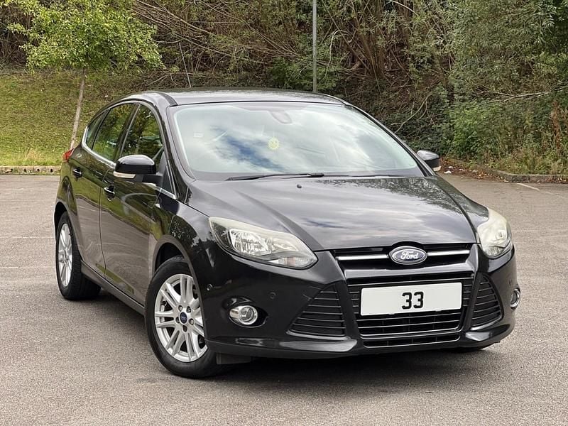 Black Used 2012 Ford Focus Titanium Hatchback | £2,450 (Good price) - Image 1/4