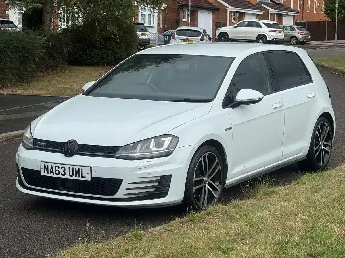 Used VW Golf VII GTD 150 HP (110 kW) 2013 White Hatchback