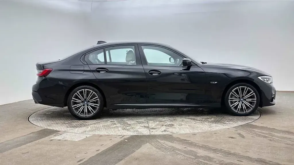 Used BMW 330e M Sport 292 HP (214 kW) 2022 Black Sedan