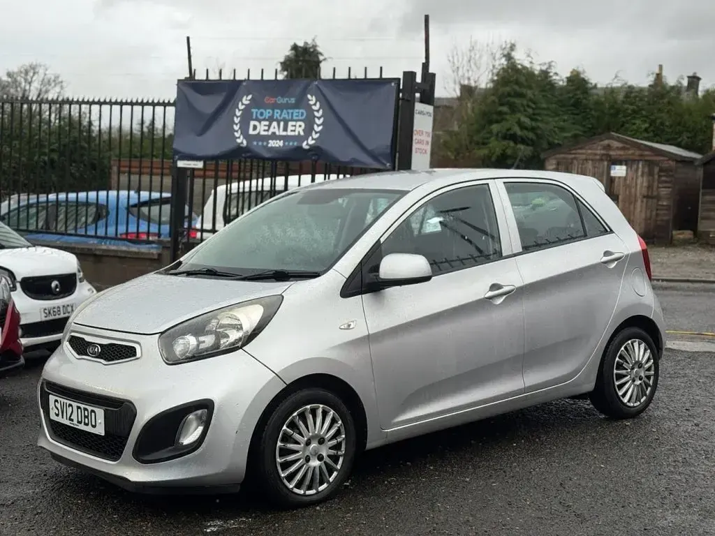 Used Kia Picanto 68 HP (50 kW) 2012 Silver Hatchback