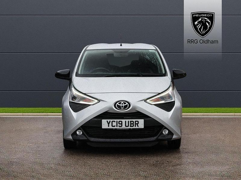 Grey Used 2019 Toyota Aygo Trend Hatchback | £8,995 (Fair price) - Image 1/4
