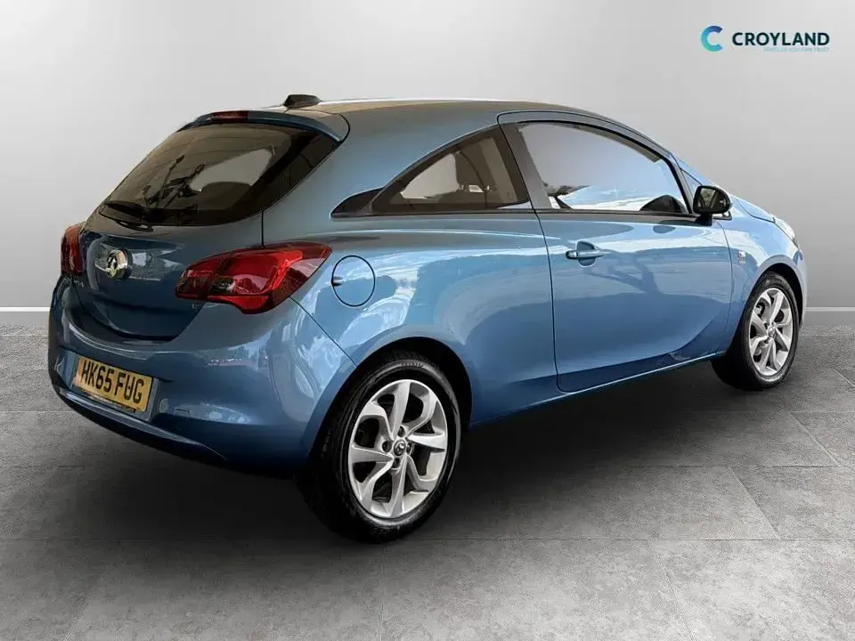 Used Vauxhall Corsa 70 HP (51 kW) 2015 Blue Hatchback