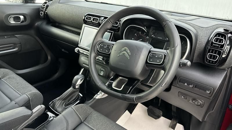 Used Citroën C3 Aircross PureTech 130 HP (95 kW) 2024 Red SUV