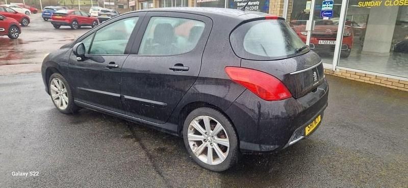 Used Peugeot 308 Active 120 HP (88 kW) 2011 Black Hatchback