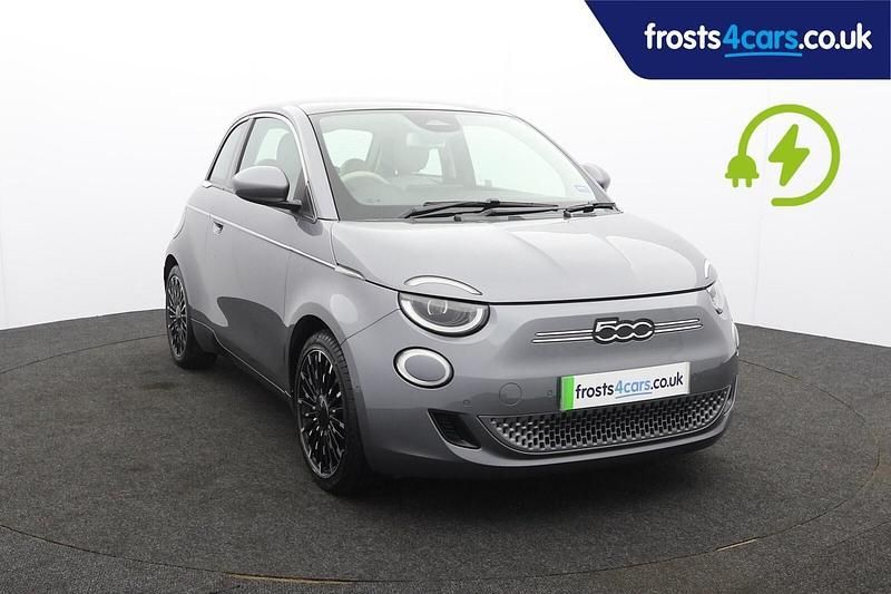 Grey Used 2022 Fiat 500e La Prima Hatchback | £14,695 (Fair price) - Image 1/4