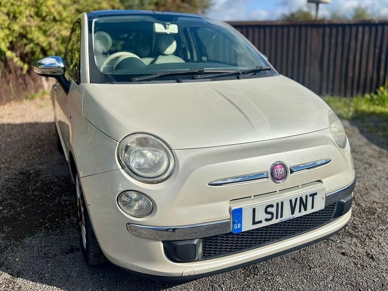 Used Fiat 500 Lounge 2011 White Hatchback