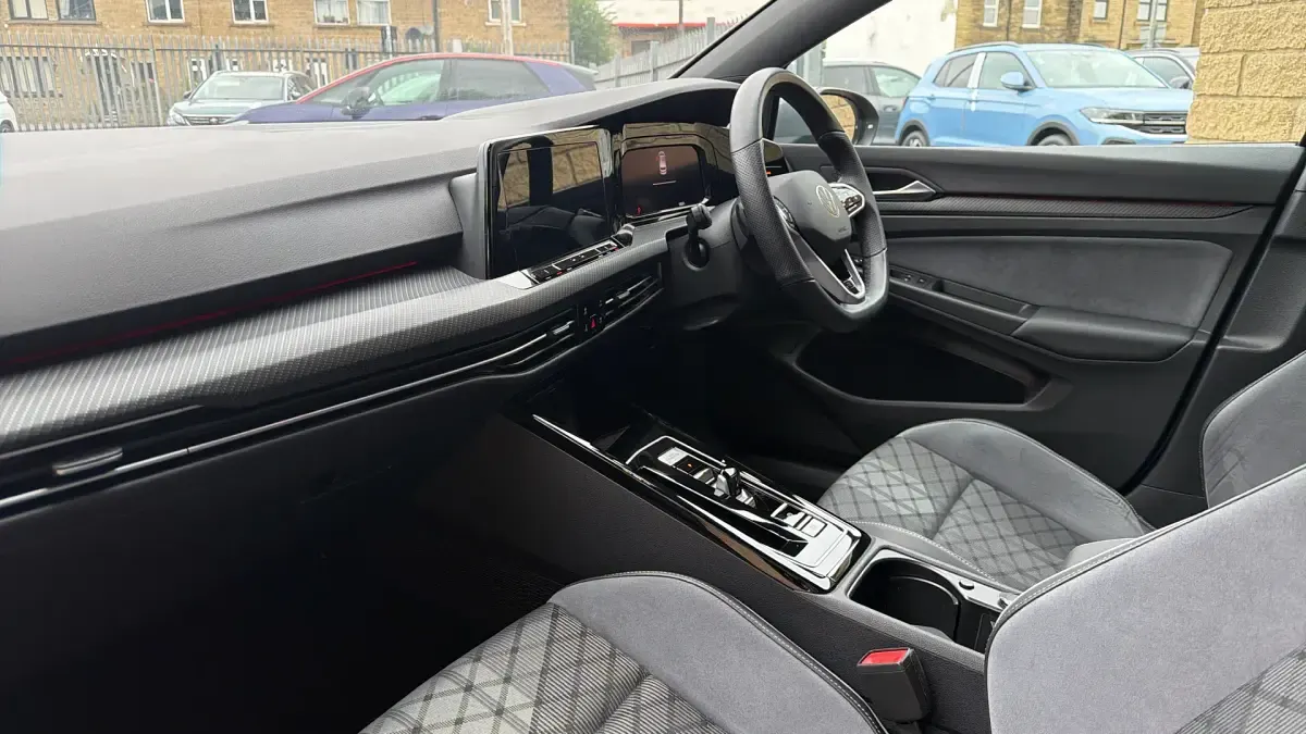 Used VW Golf VIII R-line 150 HP (110 kW) 2023 Grey Hatchback