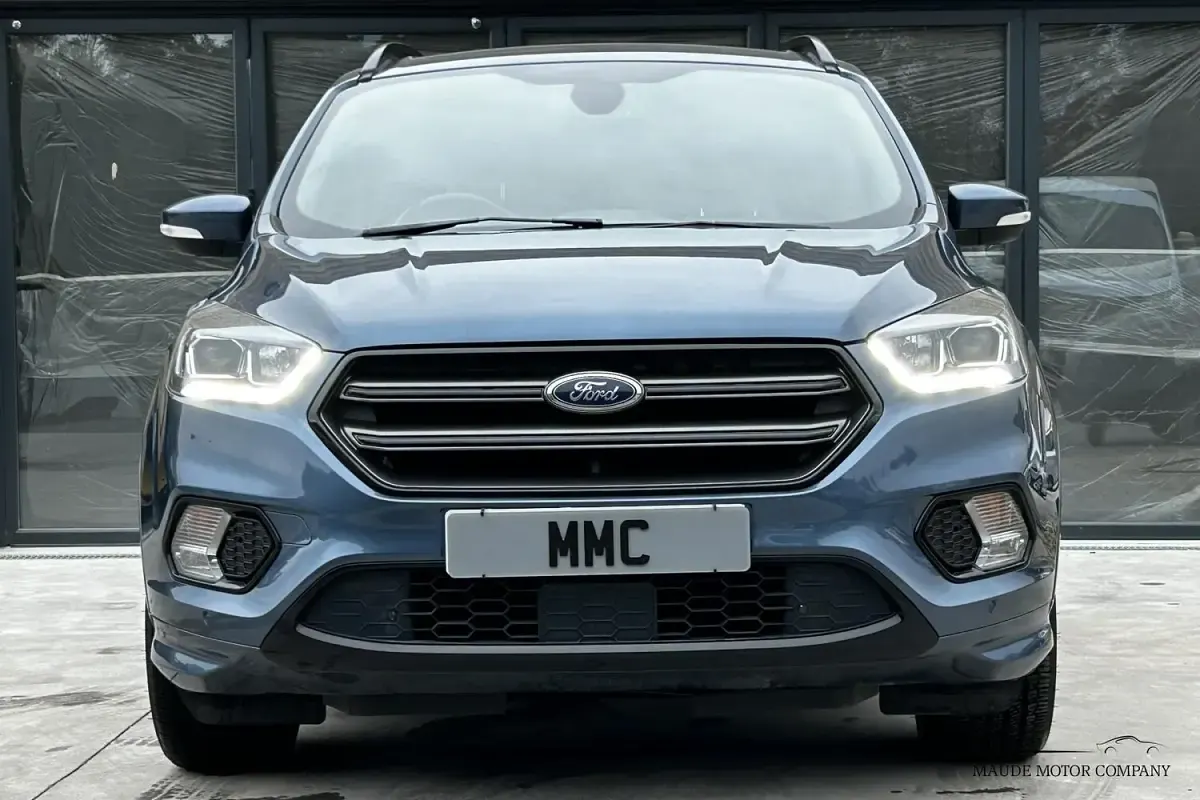 Used Ford Kuga ST-Line 150 HP (110 kW) 2019 Blue SUV