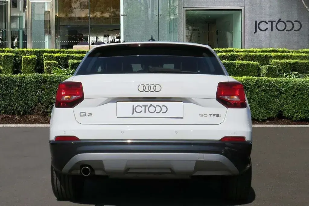 Usado Audi Q2 Sport 150 HP (110 kW) 2019 Branco SUV