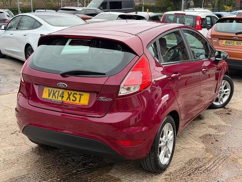 Used Ford Fiesta Zetec 2014 Red Hatchback