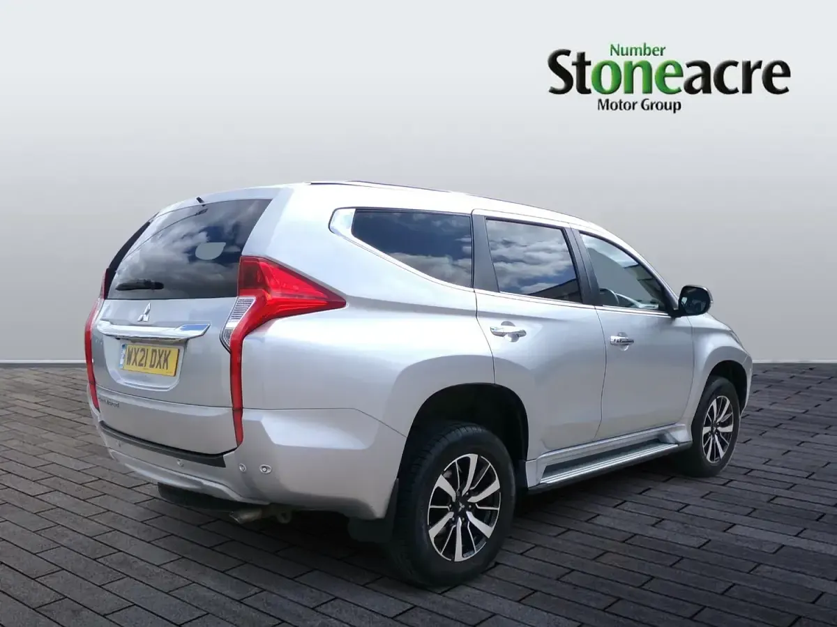 Used Mitsubishi Shogun 181 HP (133 kW) 2021 Silver SUV
