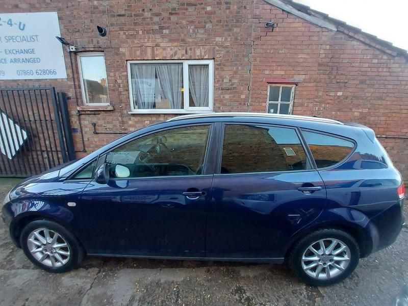 Used Seat Altea XL SE 2010 Blue MPV