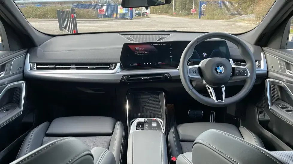 Begagnad BMW X2 M Sport 170 HK (125 kW) 2025 Blå SUV