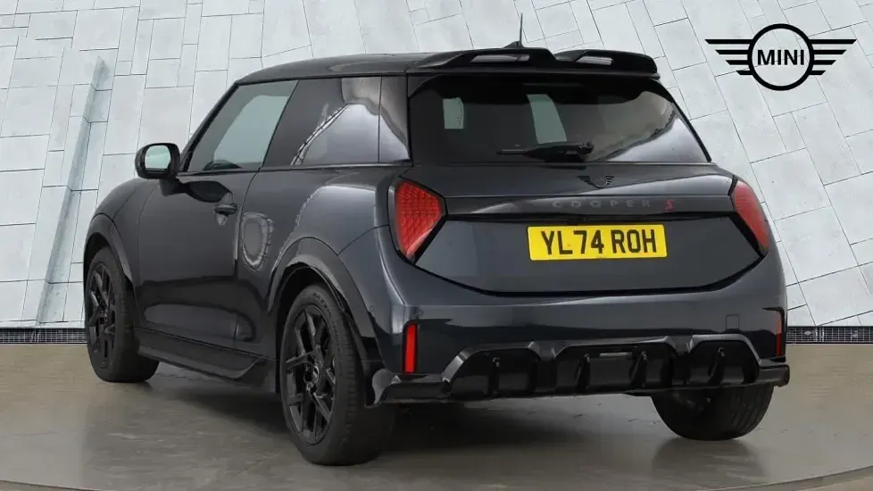 Used Mini Cooper S Hatch 201 HP (147 kW) 2025 Grey Hatchback