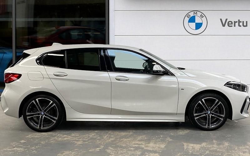 Used BMW 118 M Sport 140 HP (102 kW) 2024 White Hatchback