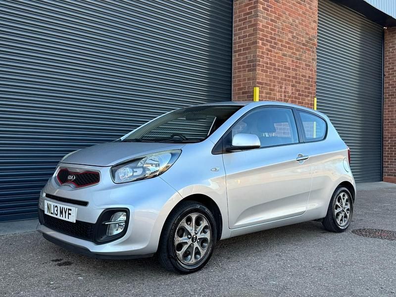 Used Kia Picanto City 68 HP (50 kW) 2013 Silver Hatchback
