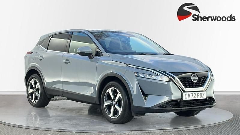Grey Used 2022 Nissan Qashqai N-Connecta SUV | £18,999 (Good price) - Image 1/4