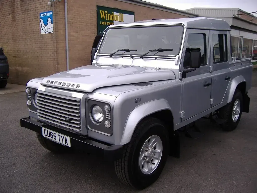 Usado Land Rover Defender 2015 Prateado SUV
