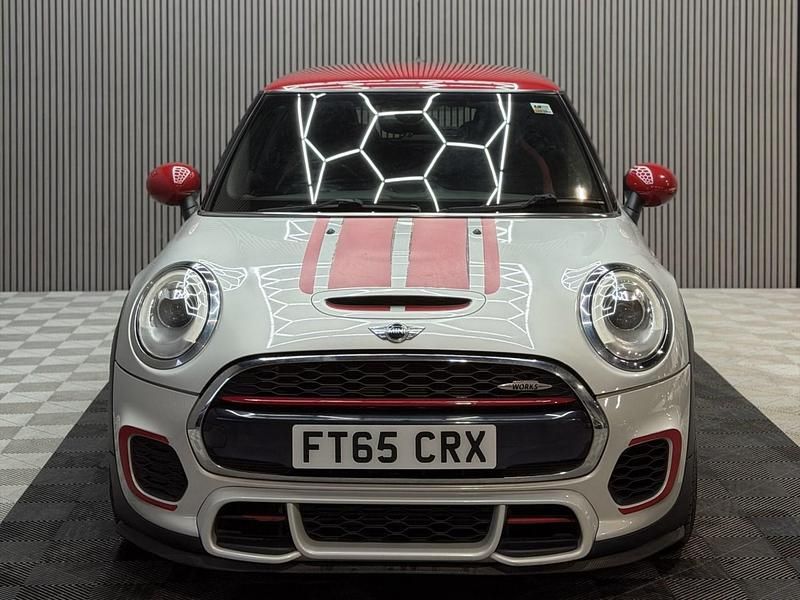 Begagnad Mini John Cooper Works Hatch 2016 Silver Halvkombi