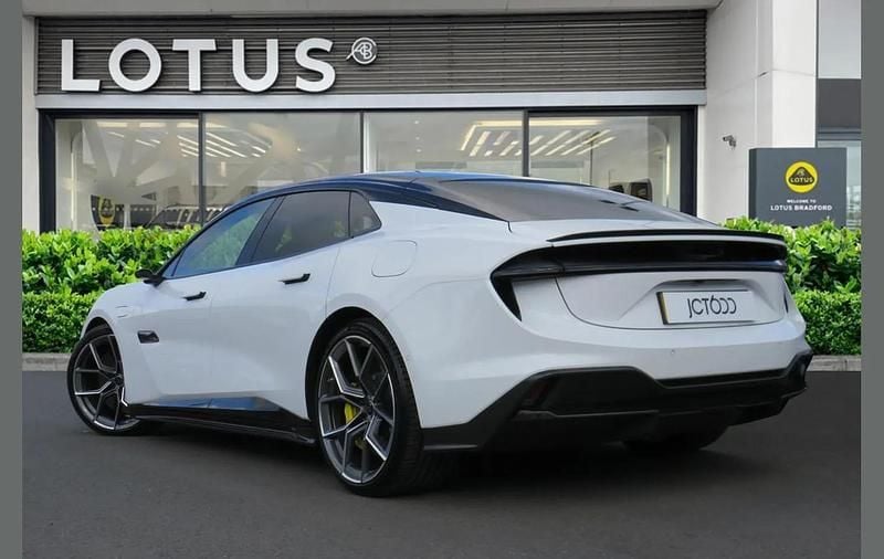 New Lotus Eletre 675 kW (918 HP) 2025 White SUV