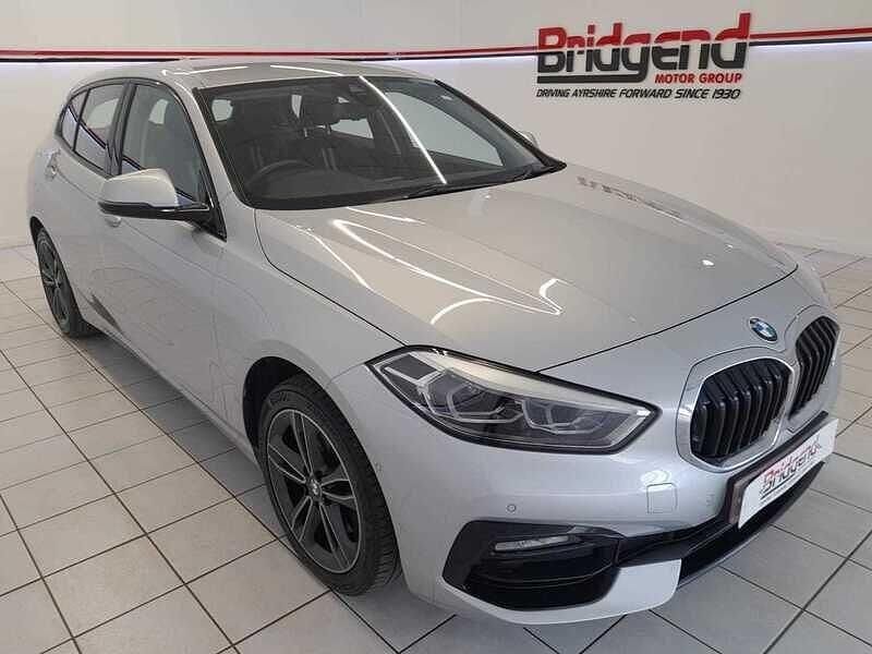 Used BMW 118 Sport Line 2021 Silver Hatchback