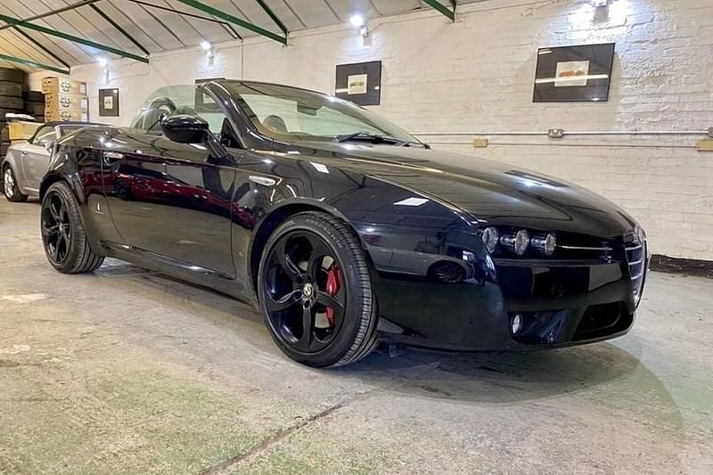 Black Used 2011 Alfa Romeo Spider Cabriolet | £17,500 - Image 1/1