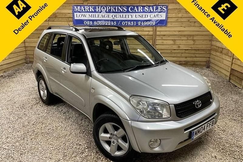 Used 2004 Toyota RAV4 | £7,995 (Expensive) - Image 1/1