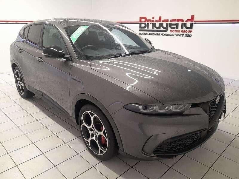 Grey Used 2023 Alfa Romeo Tonale Veloce SUV | £20,999 (Fair price) - Image 1/4