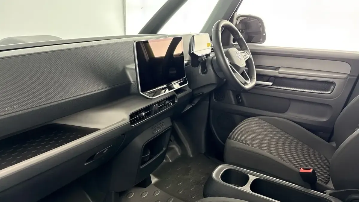 Używany VW ID. Buzz 210 kW (286 KM) 2025 Czarny Minivan