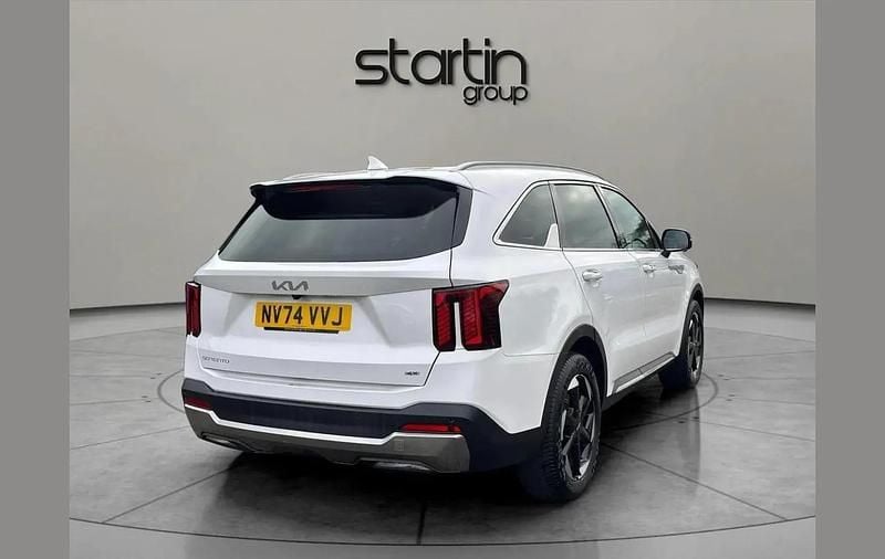 Used Kia Sorento 194 HP (142 kW) 2025 White SUV