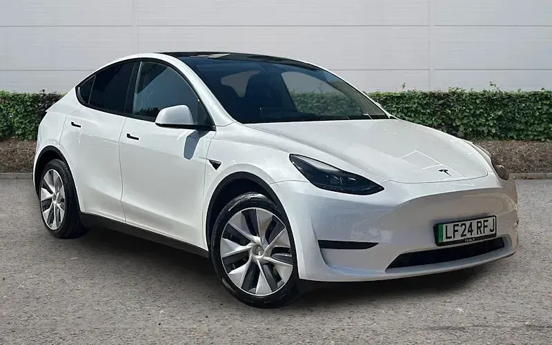 Używany Tesla Model Y RWD 219 kW (299 KM) 2024 SUV