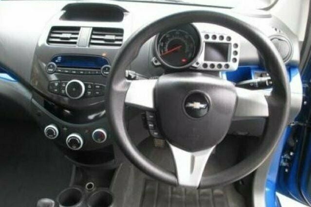 Used Chevrolet Spark 2010 Hatchback