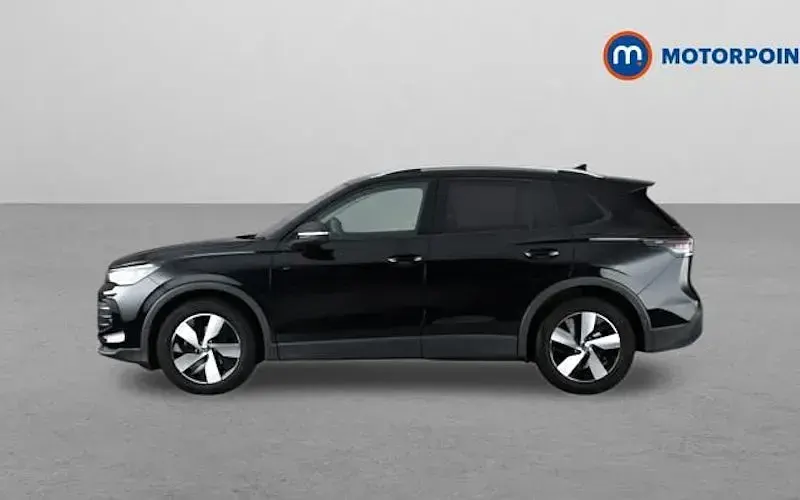 Used VW Tiguan Match 150 HP (110 kW) 2024 Black SUV