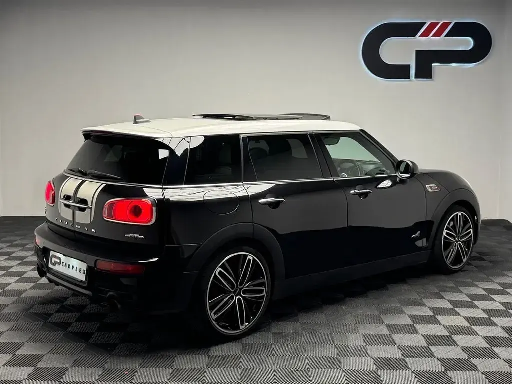 Używany Mini John Cooper Works Clubman 231 KM (169 kW) 2017 Czarny Kombi