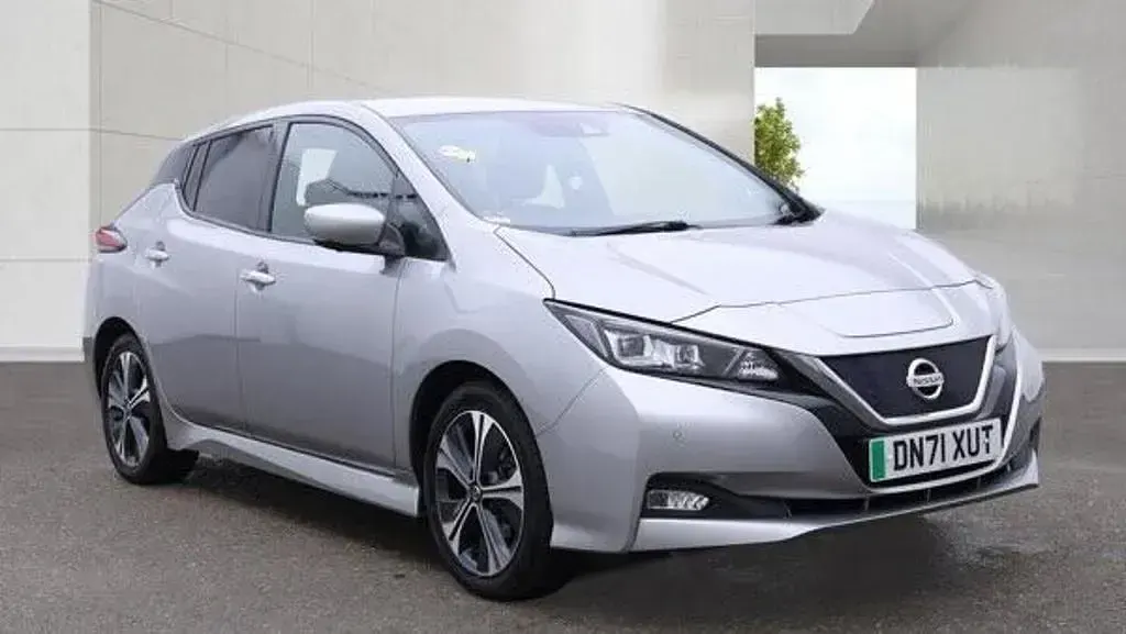 Used Nissan Leaf Tekna 110 kW (150 HP) 2021 Hatchback