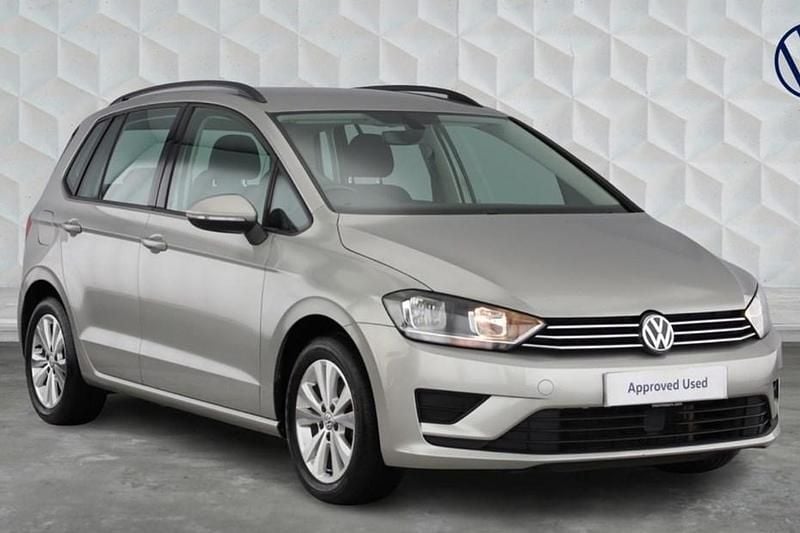 Used VW Golf VII SE 115 HP (84 kW) 2018